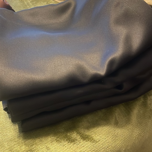 curtains - Picture 5 of 6